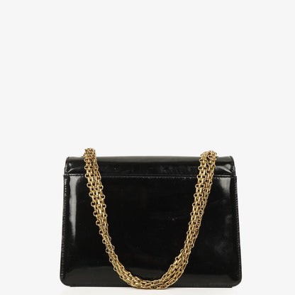 Chanel 2.55 Schultertasche aus schwarzem Lackleder mit Mademoiselle-Kette