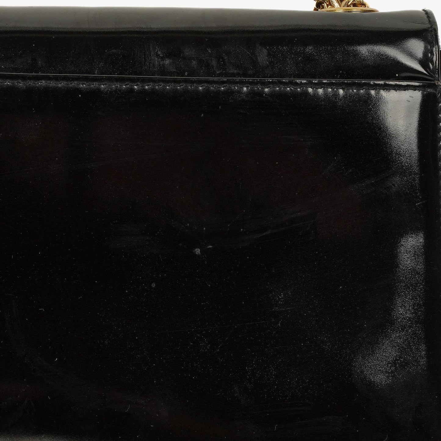 Chanel 2.55 Schultertasche aus schwarzem Lackleder mit Mademoiselle-Kette