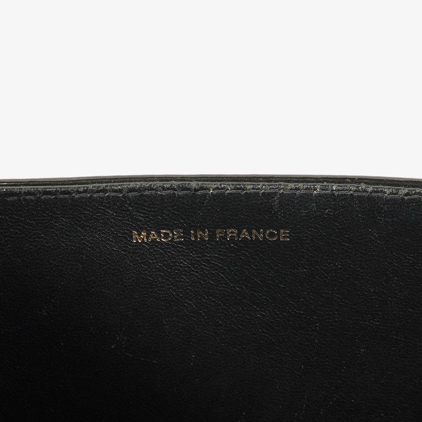 Chanel 2.55 Schultertasche aus schwarzem Lackleder mit Mademoiselle-Kette