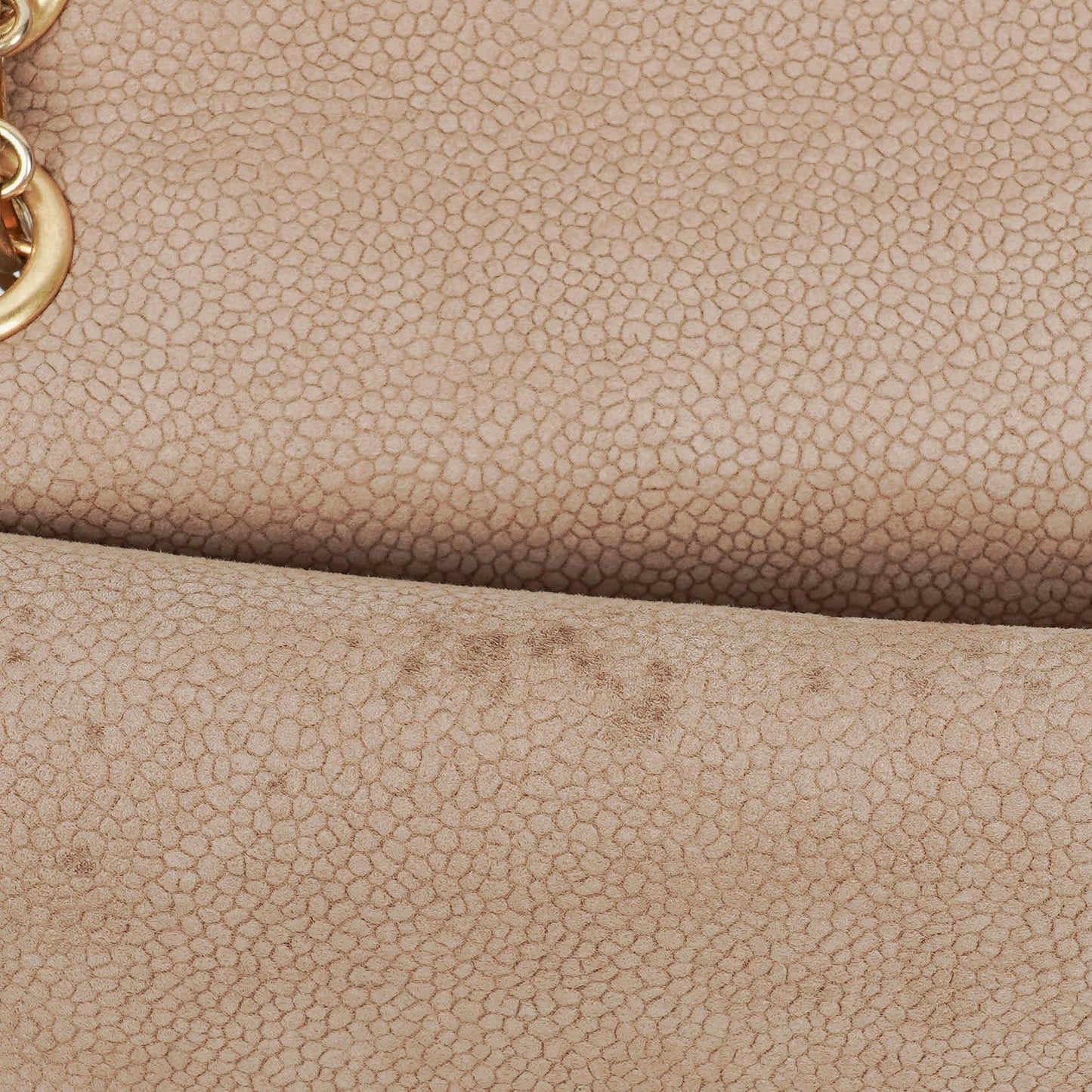 Chanel 2.55 Reissue 227 Flap Bag aus beigem gestepptem Kaviarleder mit goldfarbenen Beschlägen