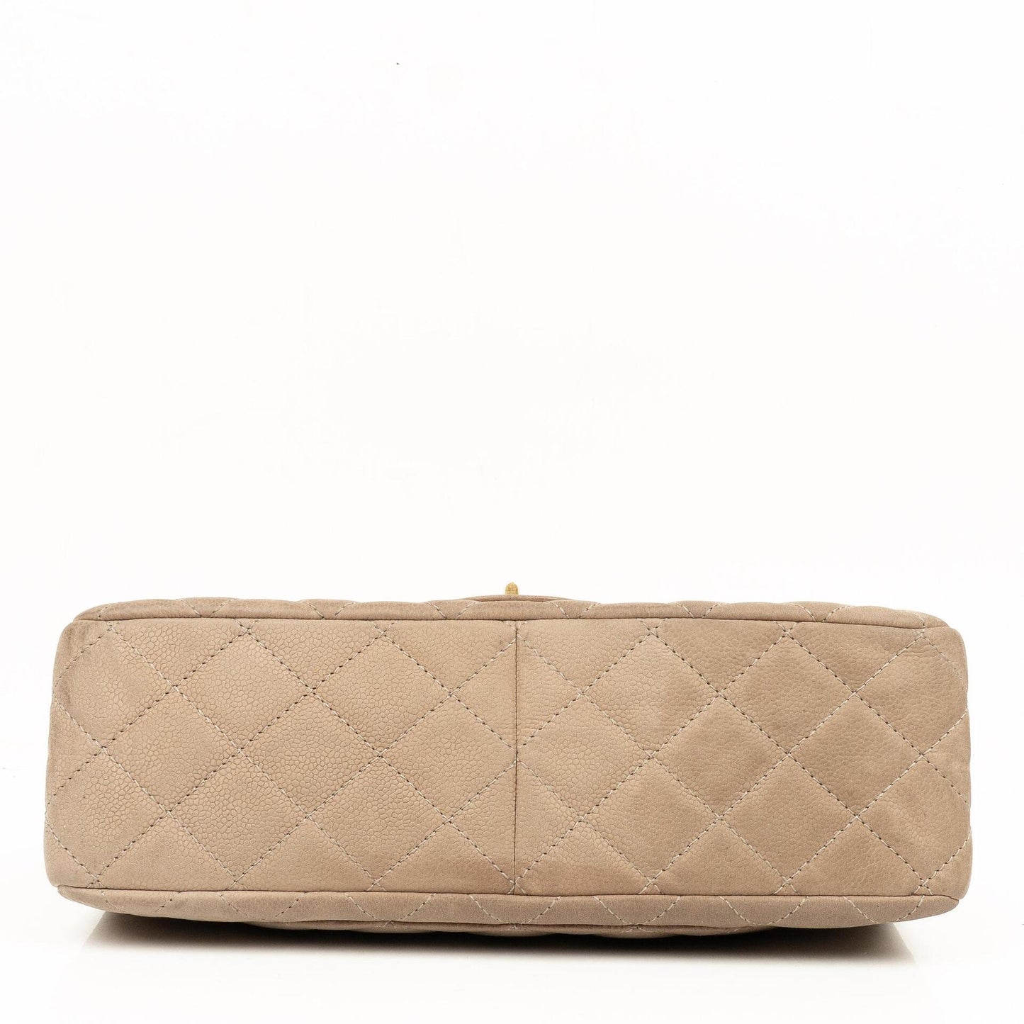 Chanel 2.55 Reissue 227 Jumbo Flap Bag aus beigem gestepptem Caviar mit goldfarbenen Beschlägen