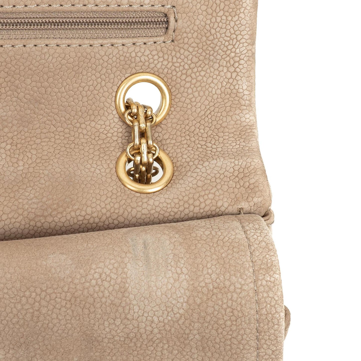 Chanel 2.55 Reissue 227 Jumbo Flap Bag aus beigem gestepptem Caviar mit goldfarbenen Beschlägen