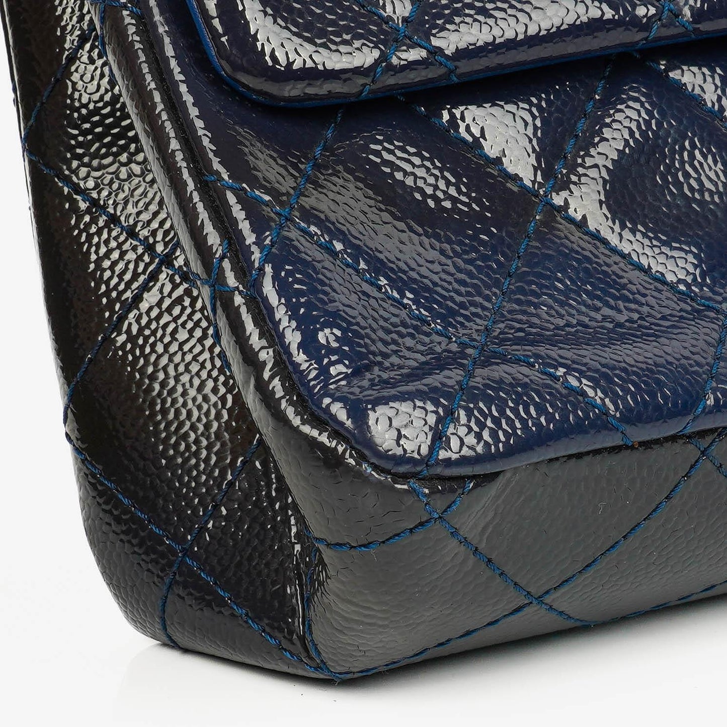 Chanel 2.55 Reissue 227 gesteppte Caviar Flap Tasche