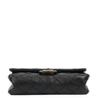 Chanel 2.55 Reissue Flap Belt Bag aus schwarzem gestepptem gealtertem Kalbsleder