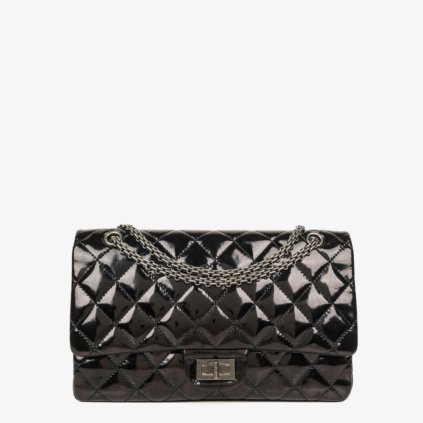 Chanel 2.55 Reissue 227 Double Flap Tasche aus Lackleder mit Ruthenium-Beschlägen