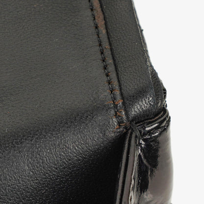 Chanel 2.55 Reissue 227 Double Flap Tasche aus Lackleder mit Ruthenium-Beschlägen