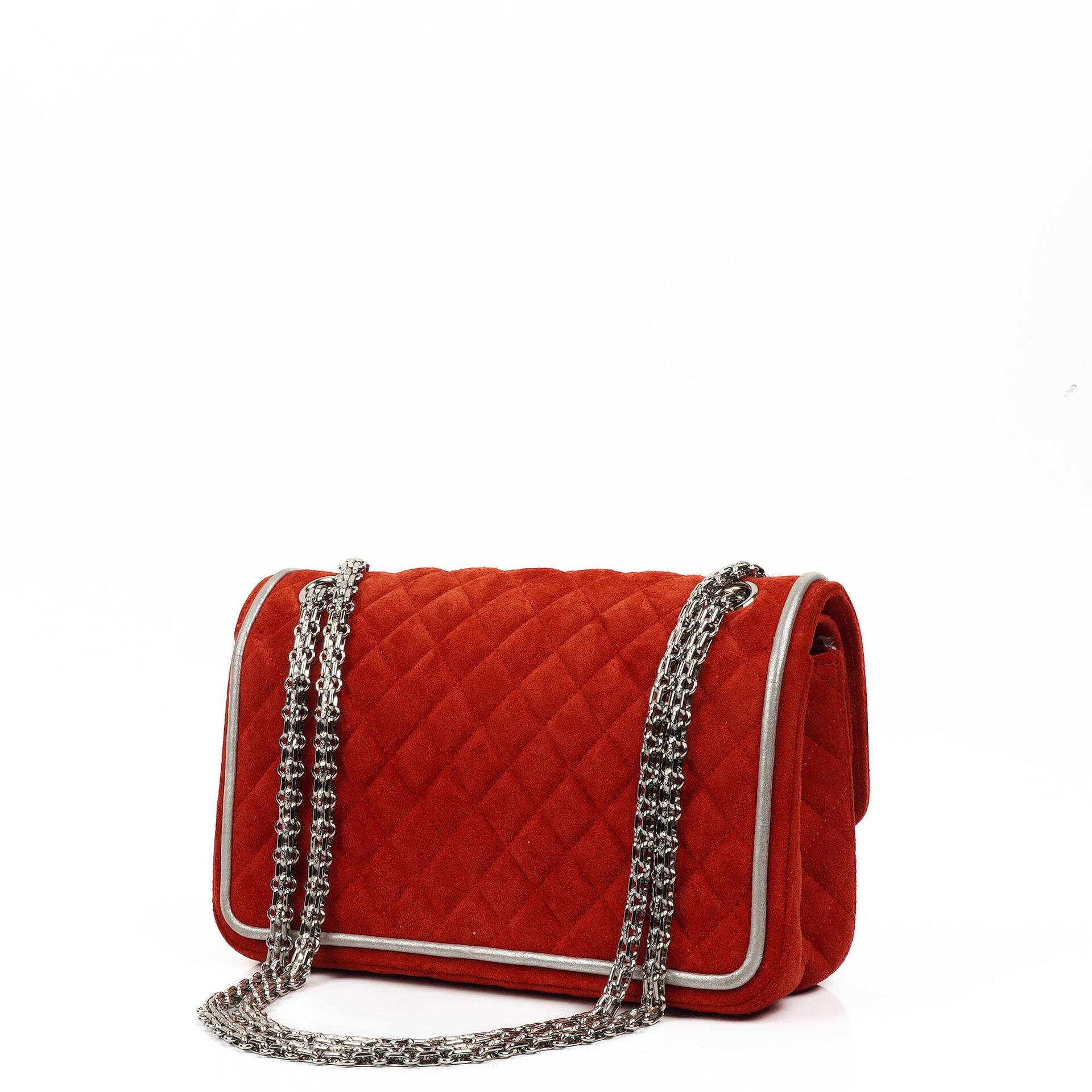 Chanel 2.55 Reissue Medium Double Flap Tasche aus rotem Wildleder und silbernem Leder