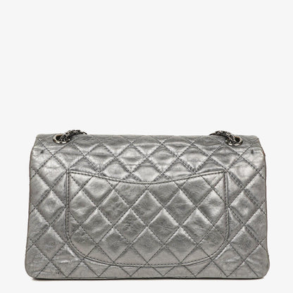 Chanel 2.55 Reissue 226 Flap Tasche aus metallisch grauem Kalbsleder