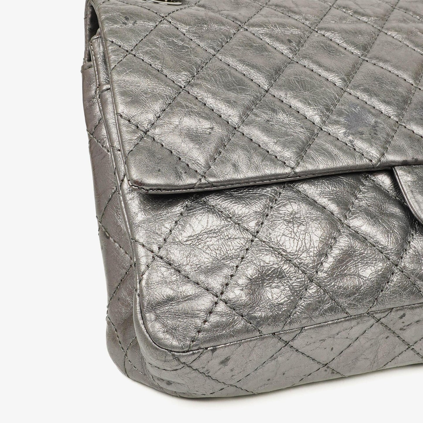 Chanel 2.55 Reissue 226 Flap Tasche aus metallisch grauem Kalbsleder