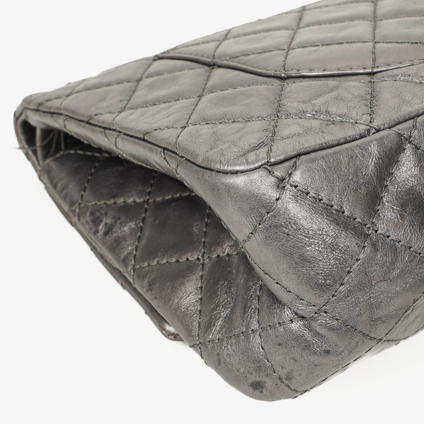 Chanel 2.55 Reissue 226 Flap Tasche aus metallisch grauem Kalbsleder