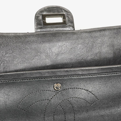 Chanel 2.55 Reissue 226 Flap Tasche aus metallisch grauem Kalbsleder