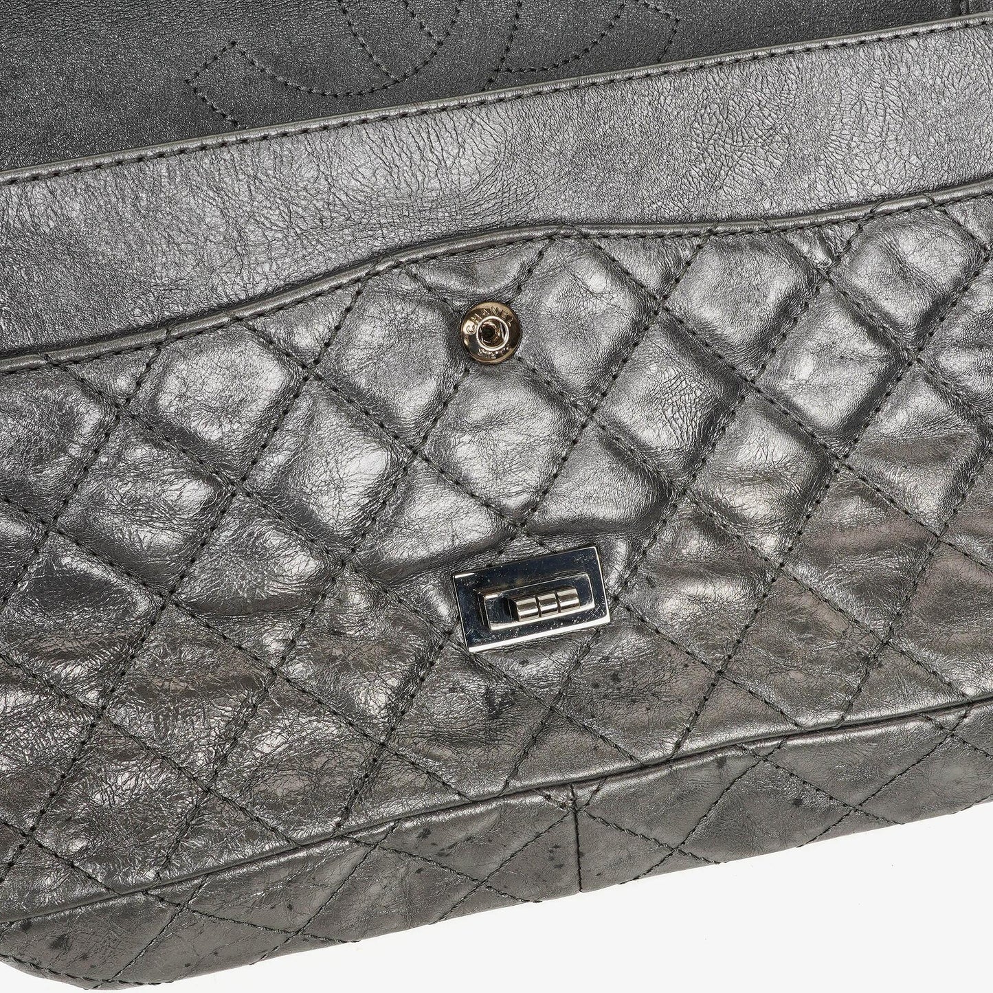 Chanel 2.55 Reissue 226 Flap Tasche aus metallisch grauem Kalbsleder