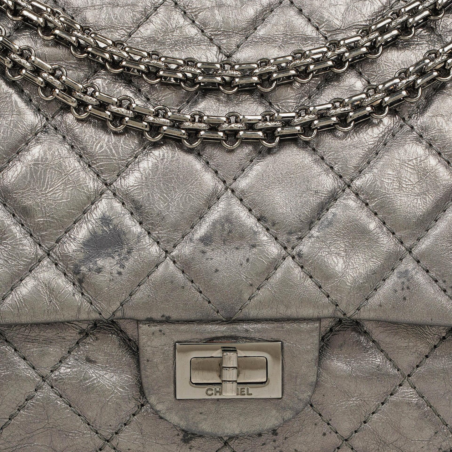 Chanel 2.55 Reissue 226 Flap Tasche aus metallisch grauem Kalbsleder