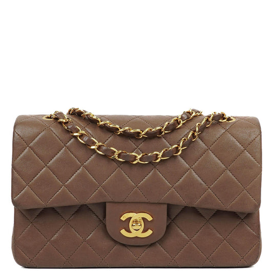 Chanel Kleine Klassische Double Flap Braun Gestepptes Lammleder 24K Vergoldete Beschläge