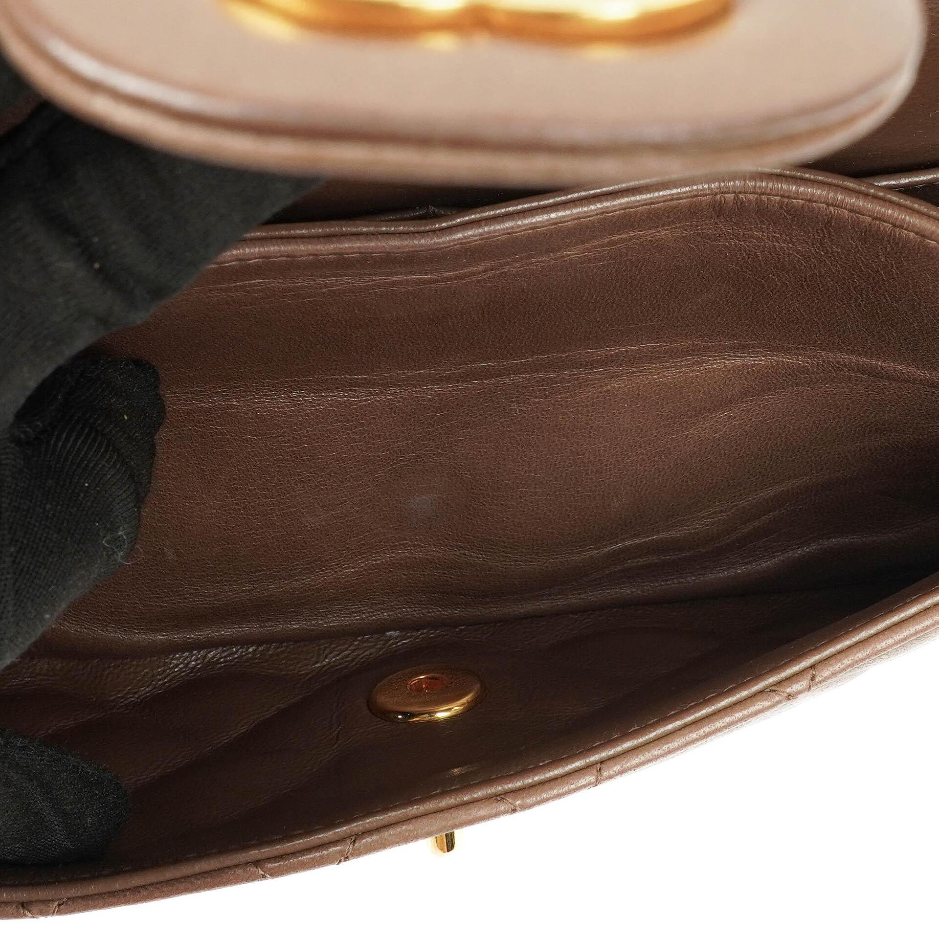 Chanel Kleine Klassische Double Flap Braun Gestepptes Lammleder 24K Vergoldete Beschläge