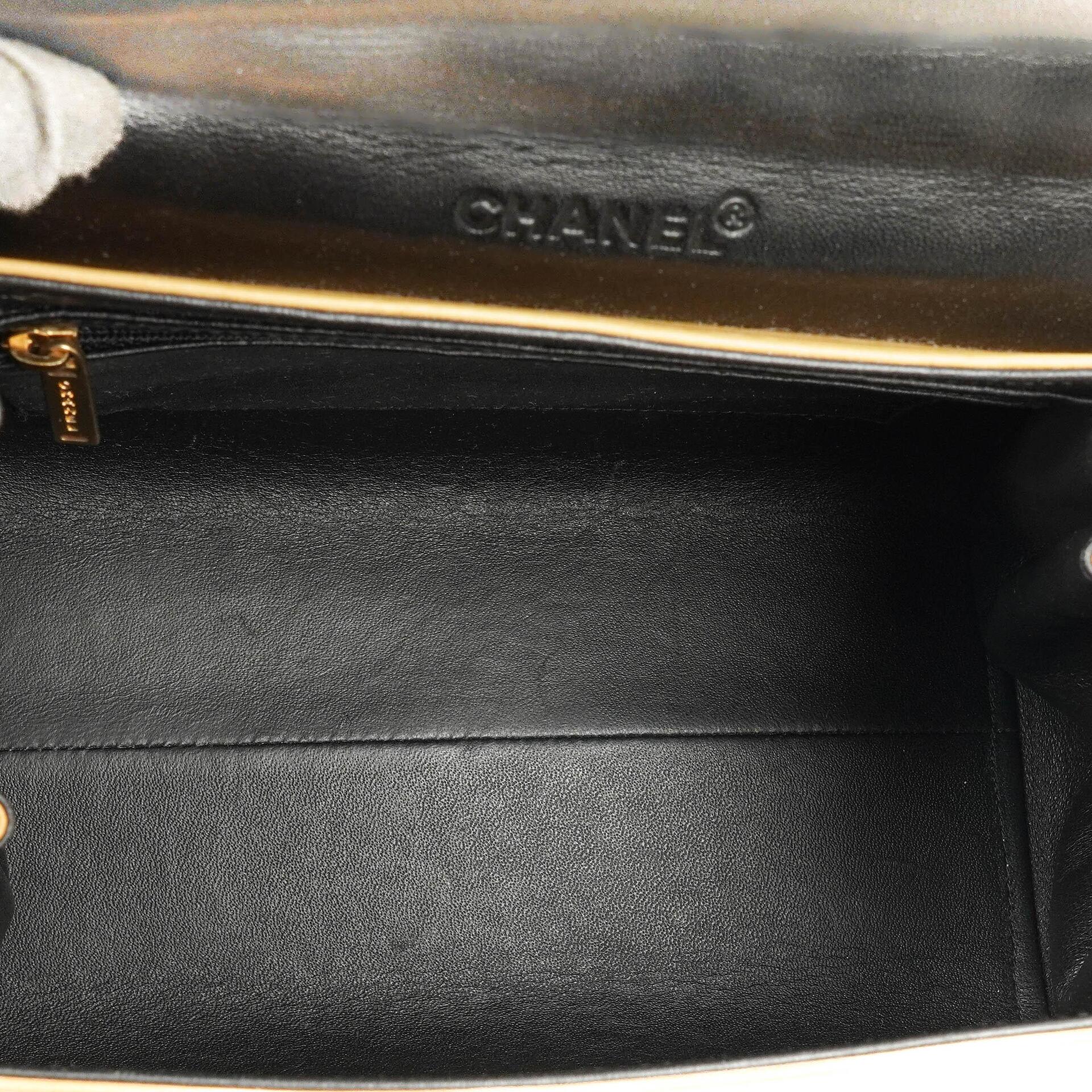 Chanel Accordion Chocolate Bar 2.55 Klappentasche Beige Gestepptes Lammleder, 2000-2002
