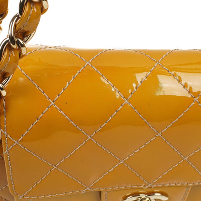 Chanel Akkordeon Doppelklappentasche Gelb Gepolstertes Lackleder Mit 24K Champagner vergoldeter Hardware