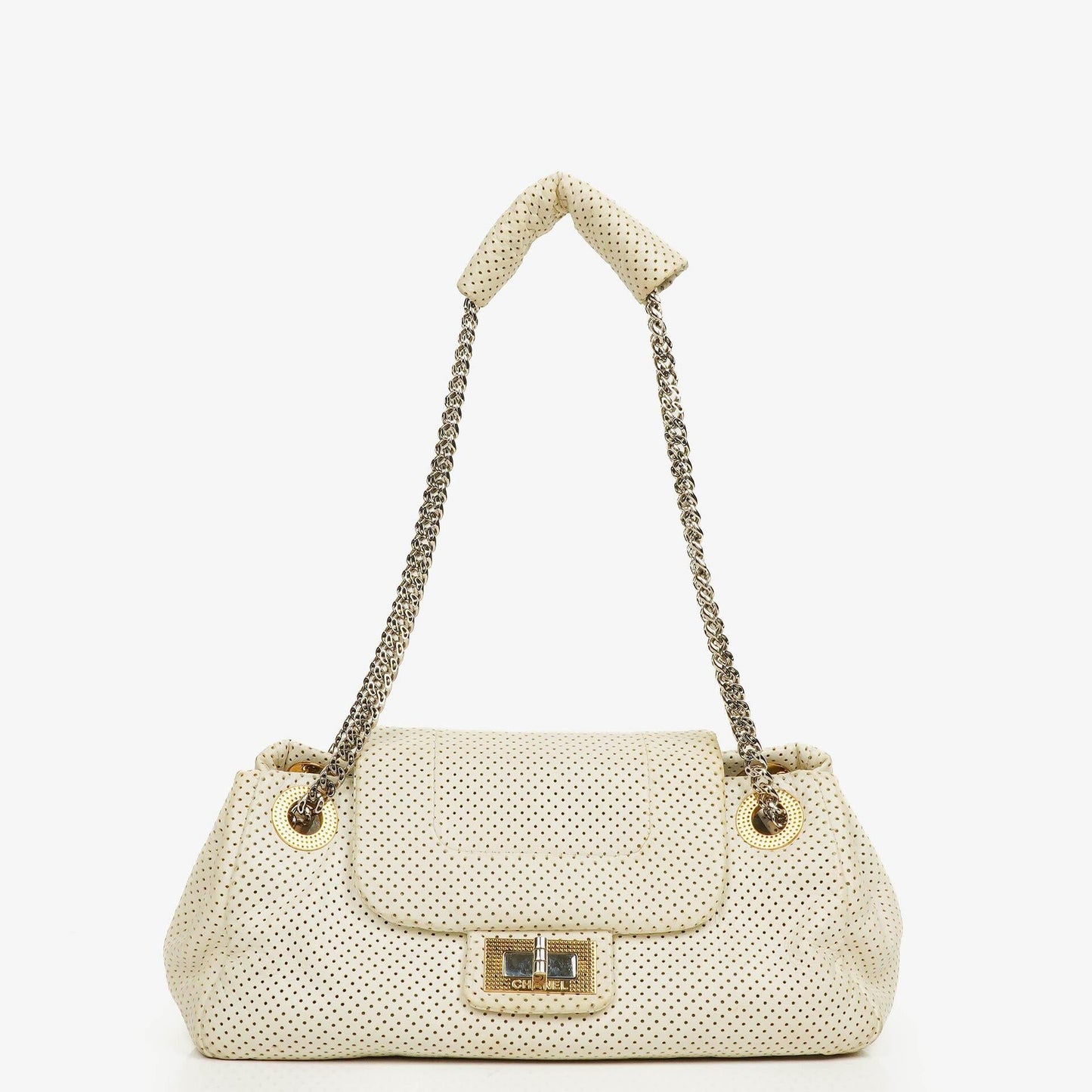 Chanel Accordion Flap Bag aus gestepptem perforiertem Leder