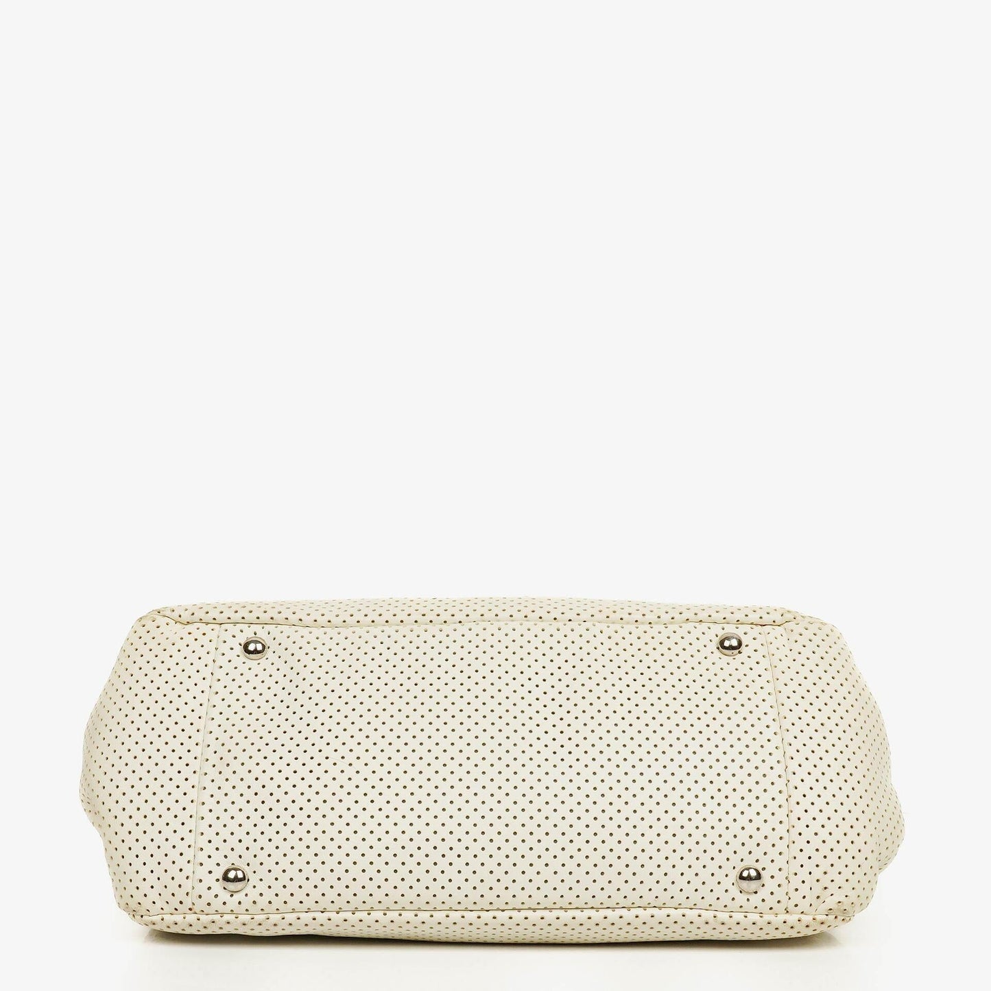 Chanel Accordion Flap Bag aus gestepptem perforiertem Leder