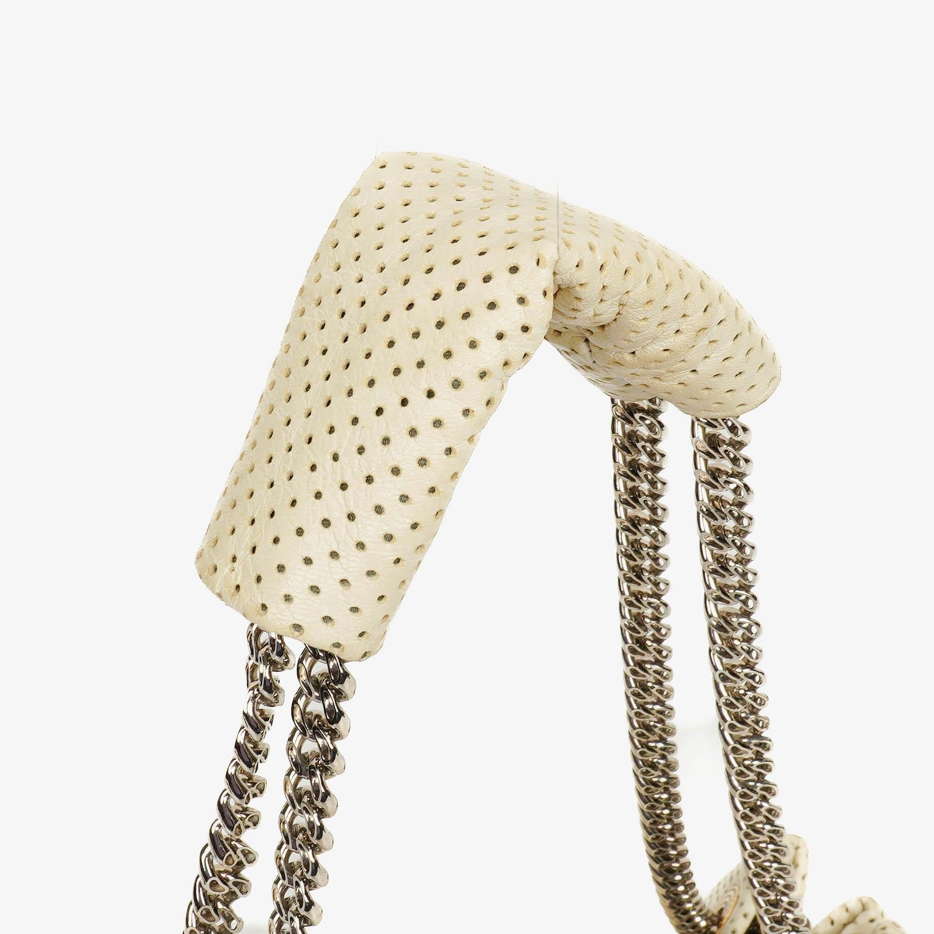 Chanel Accordion Flap Bag aus gestepptem perforiertem Leder
