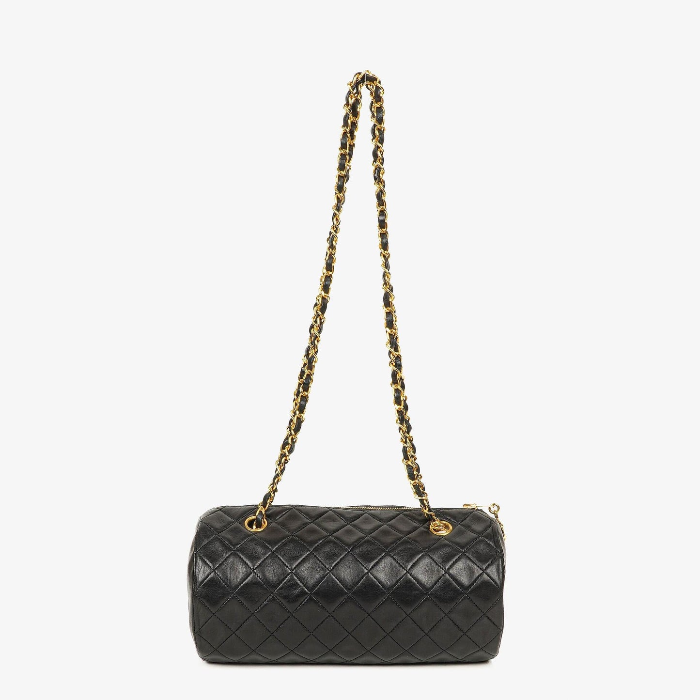 CHANEL Barrel Schultertasche aus schwarzem gestepptem Leder