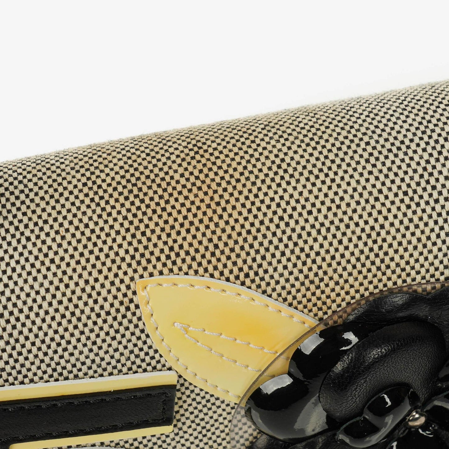 Chanel Camellia N°5 Tasche aus beigem und schwarzem Canvas