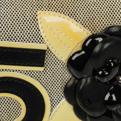 Chanel Camellia N°5 Tasche aus beigem und schwarzem Canvas