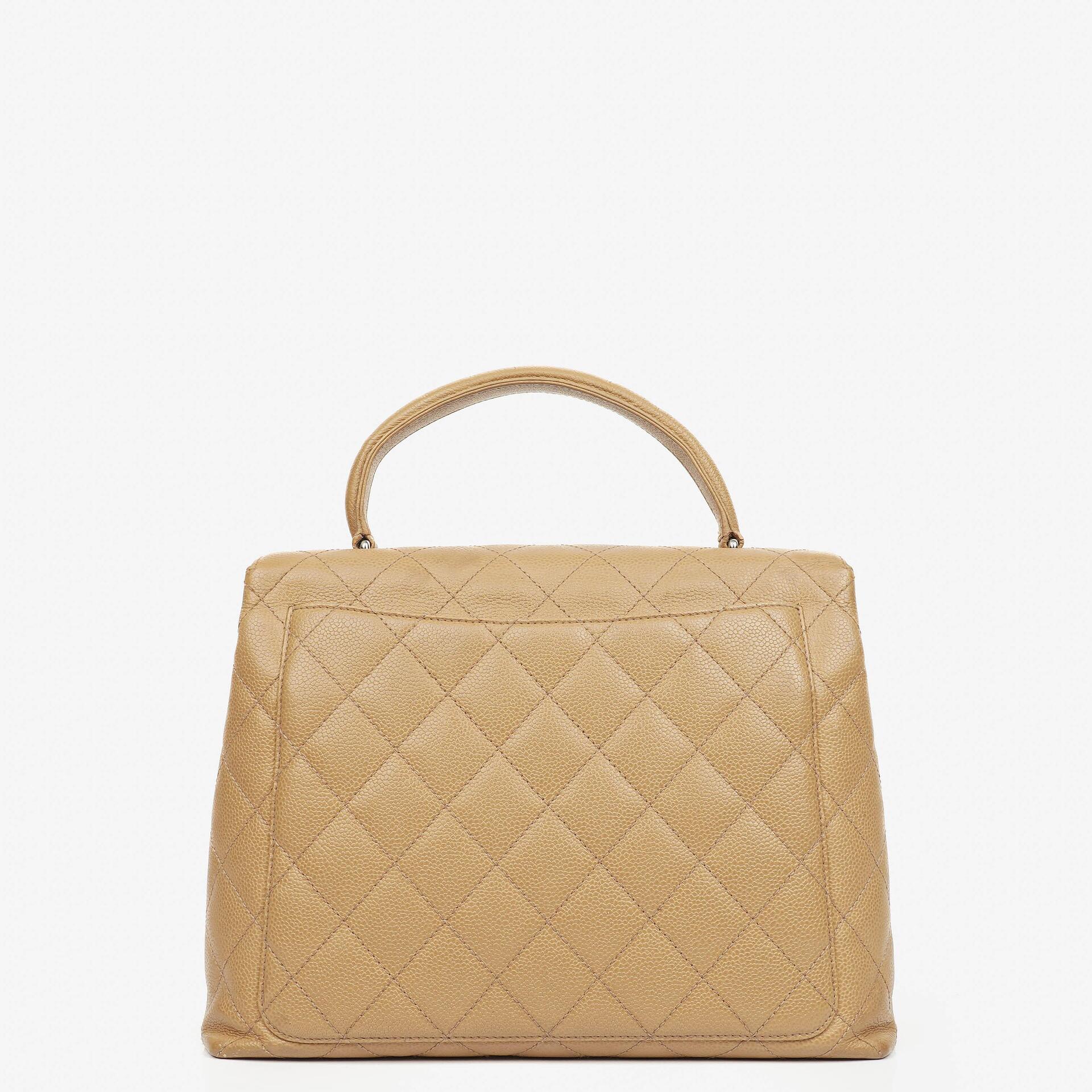 Chanel Jumbo Kelly Flap Bag aus beigem gestepptem Caviar-Leder