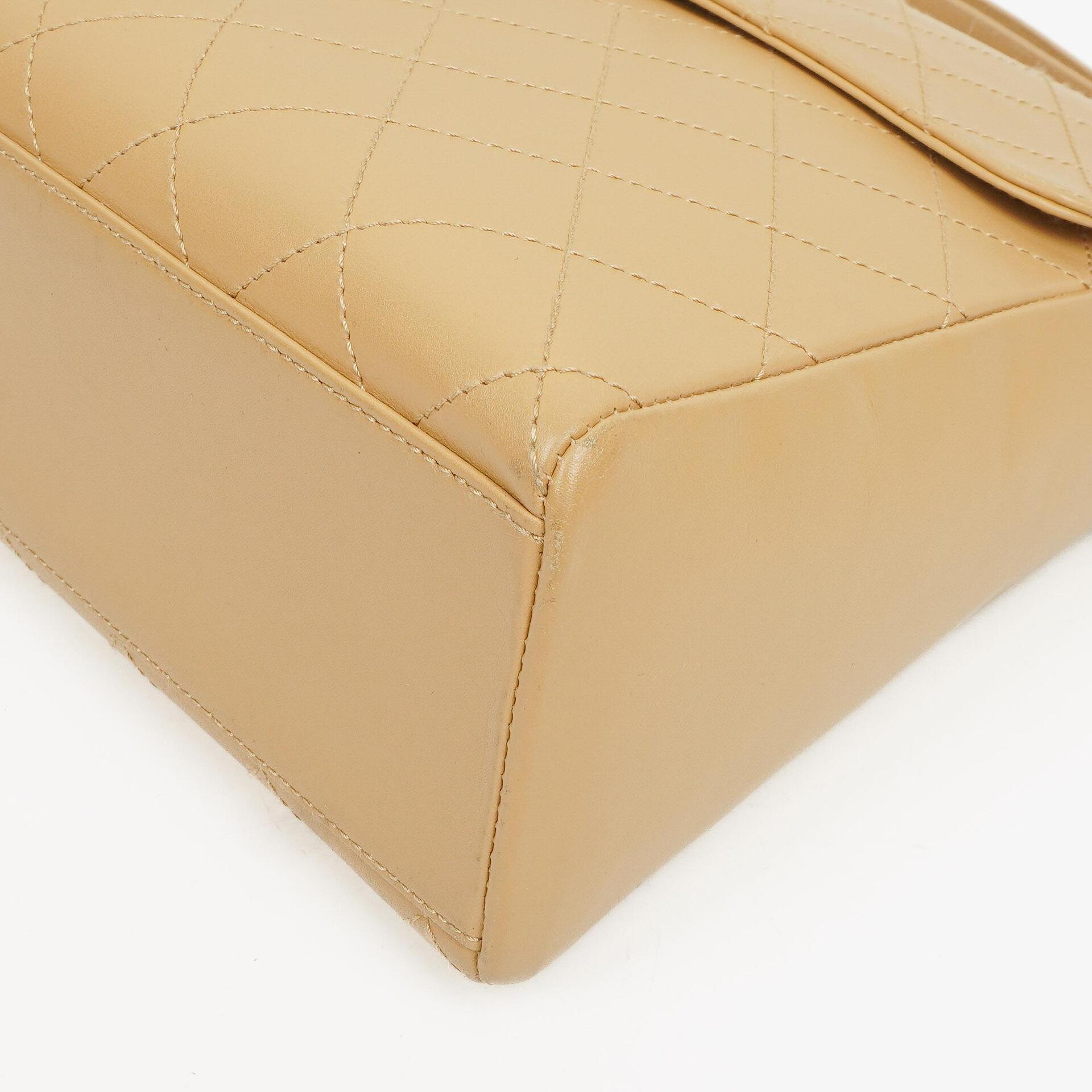 Chanel Straight Flap Tasche aus beigem Lammleder, 1997-1999