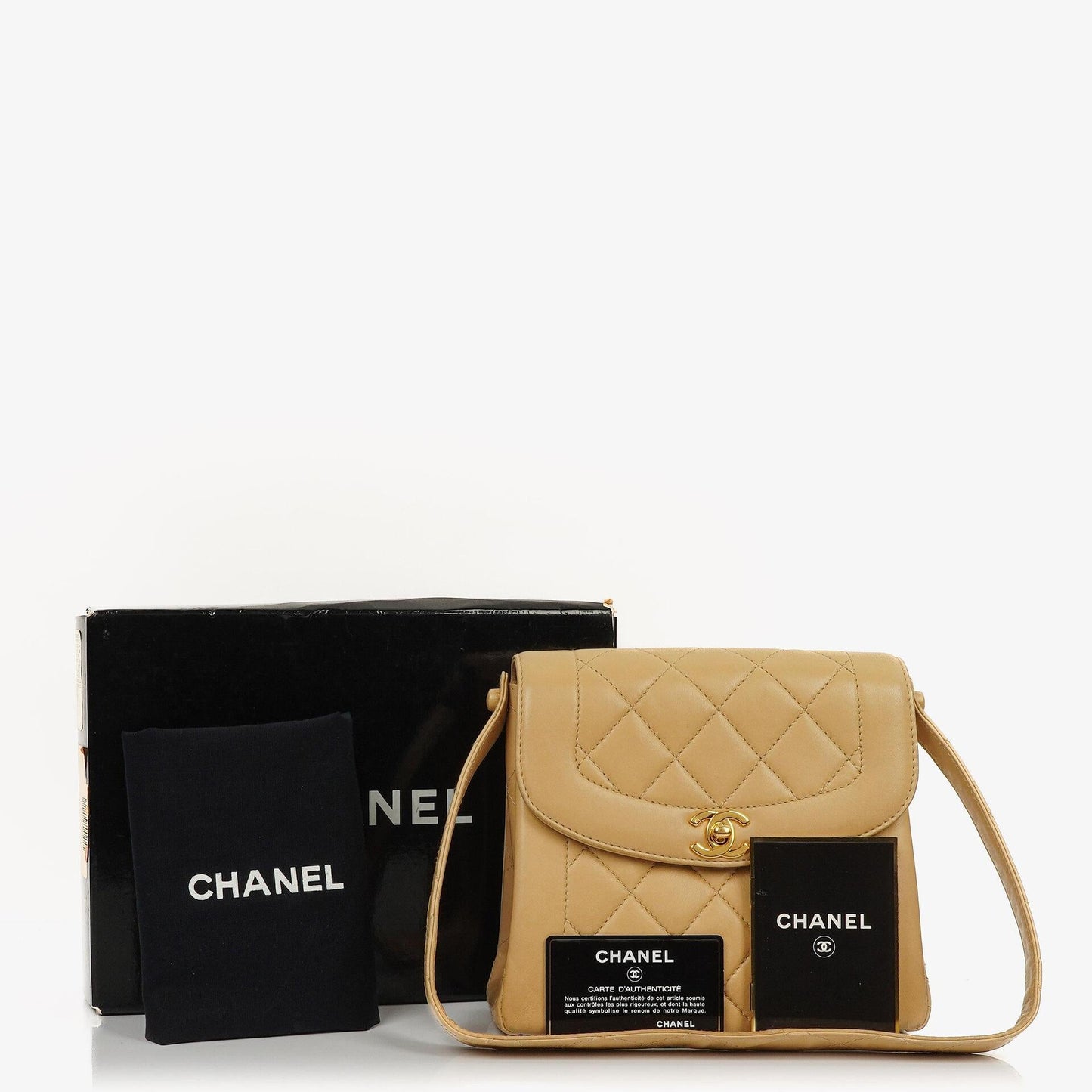 Chanel Beige Gesteppt Lammleder Diana Schultertasche mit 24K Vergoldeter Hardware