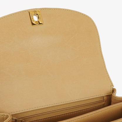 Chanel Beige Gesteppt Lammleder Diana Schultertasche mit 24K Vergoldeter Hardware