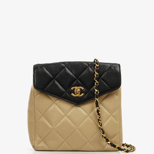 Chanel Bi-Color Gequiltete Lammleder Umschlagklapptasche mit 24K Goldbeschichtetem Hardware
