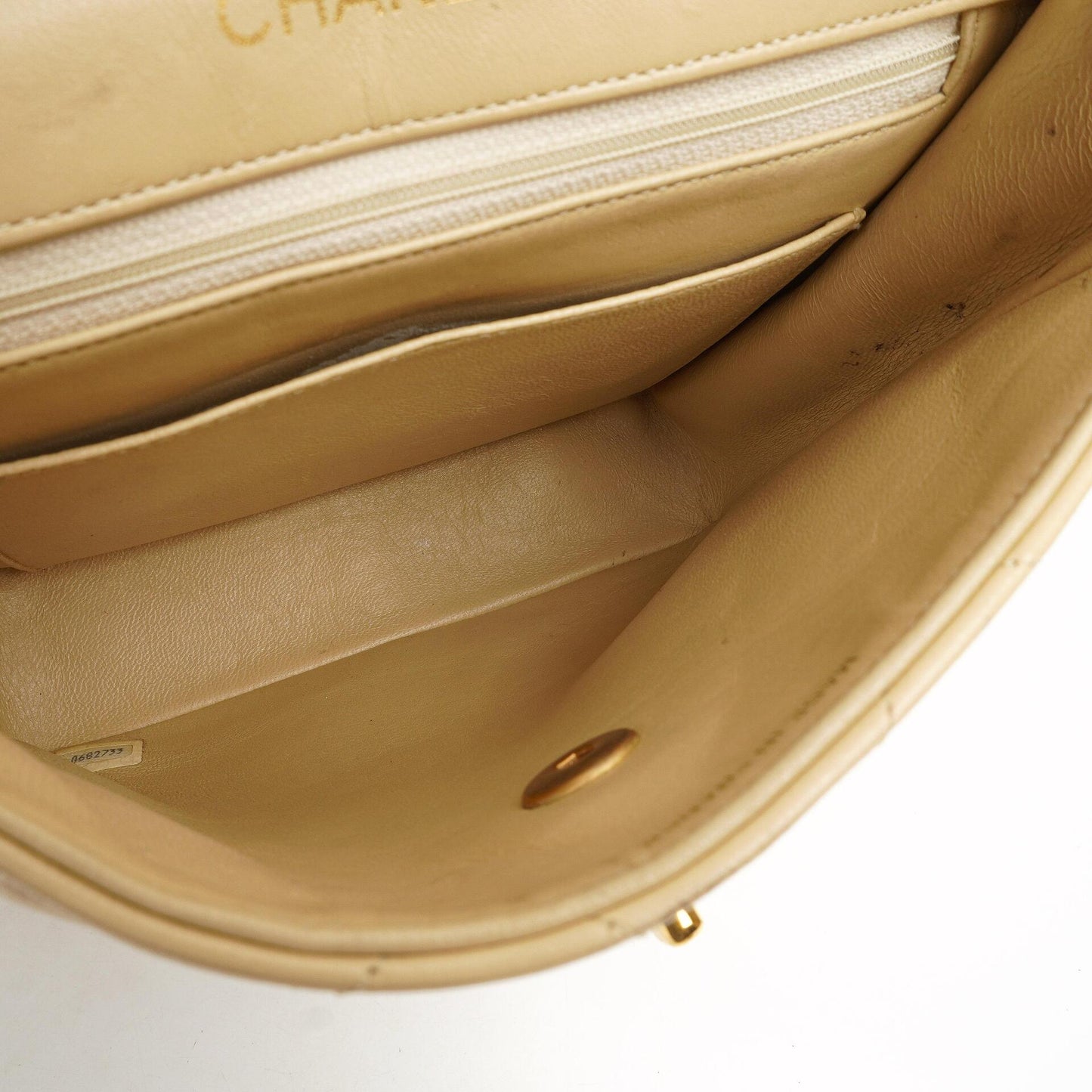 Chanel Bi-Color Gequiltete Lammleder Umschlagklapptasche mit 24K Goldbeschichtetem Hardware
