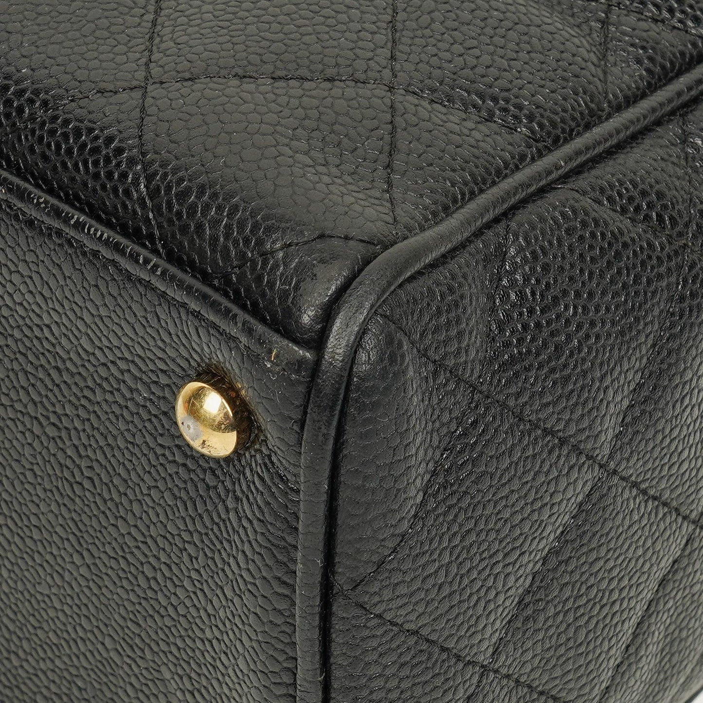 Chanel Boston Tasche aus schwarzem Caviar-Leder