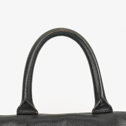 Chanel Boston Tasche aus schwarzem Caviar-Leder