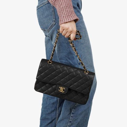 Chanel Mittelgroße Classic Double Flap Tasche Schwarz Gestepptes Kaviarleder Mit Goldfarbener Hardware, 2009-2010