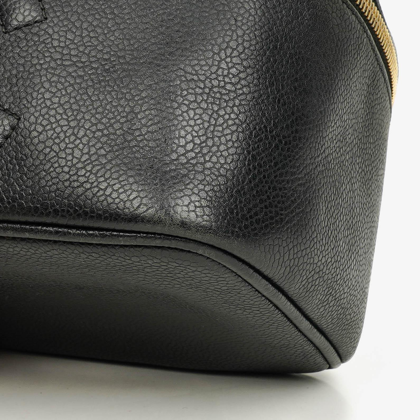 Chanel Vanity Case aus schwarzem Caviar-Leder