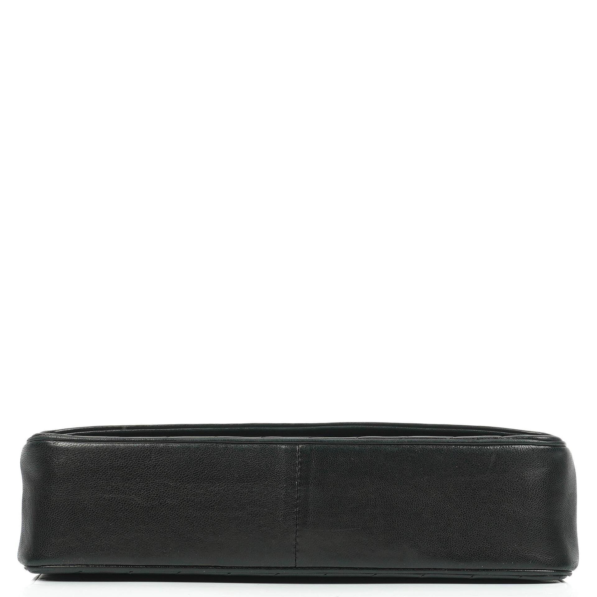 Chanel Classic Single Flap Tasche Medium Gesteppt Lammleder Schwarz mit 24K Gold Hardware