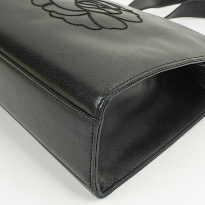 Chanel Camellia Top-Handle-Tasche aus schwarzem Leder