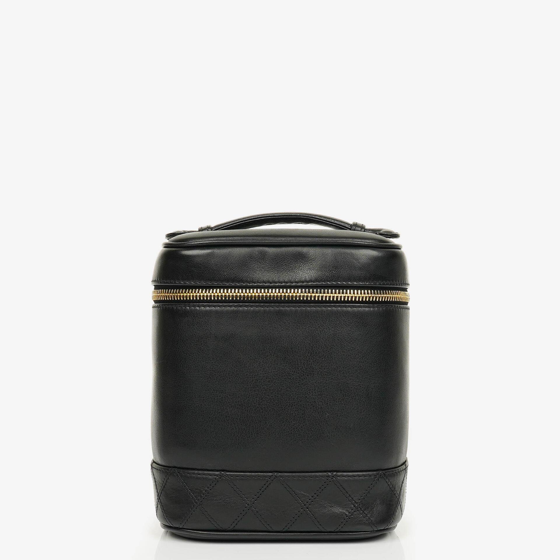 Chanel Vanity Case aus schwarzem Leder