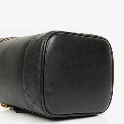 Chanel Vanity Case aus schwarzem Leder