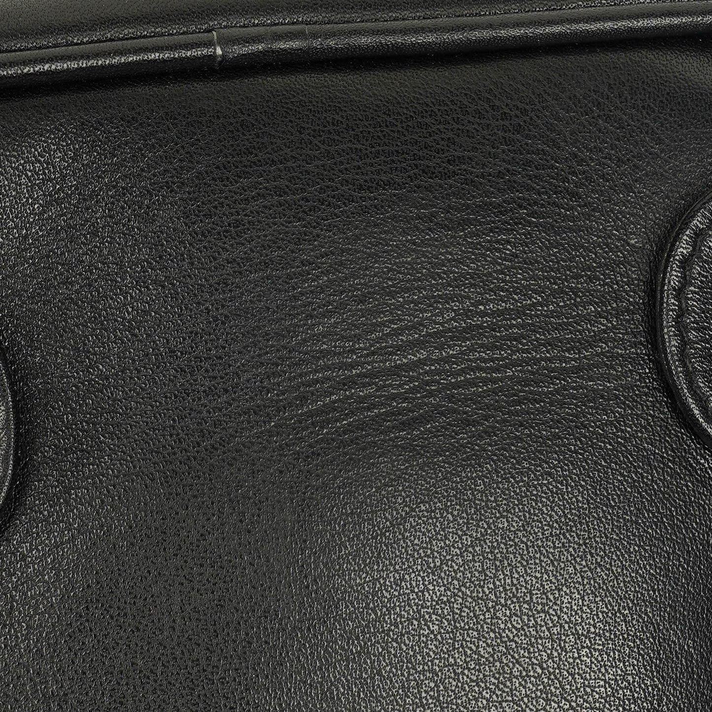 Chanel Vanity Case aus schwarzem Leder