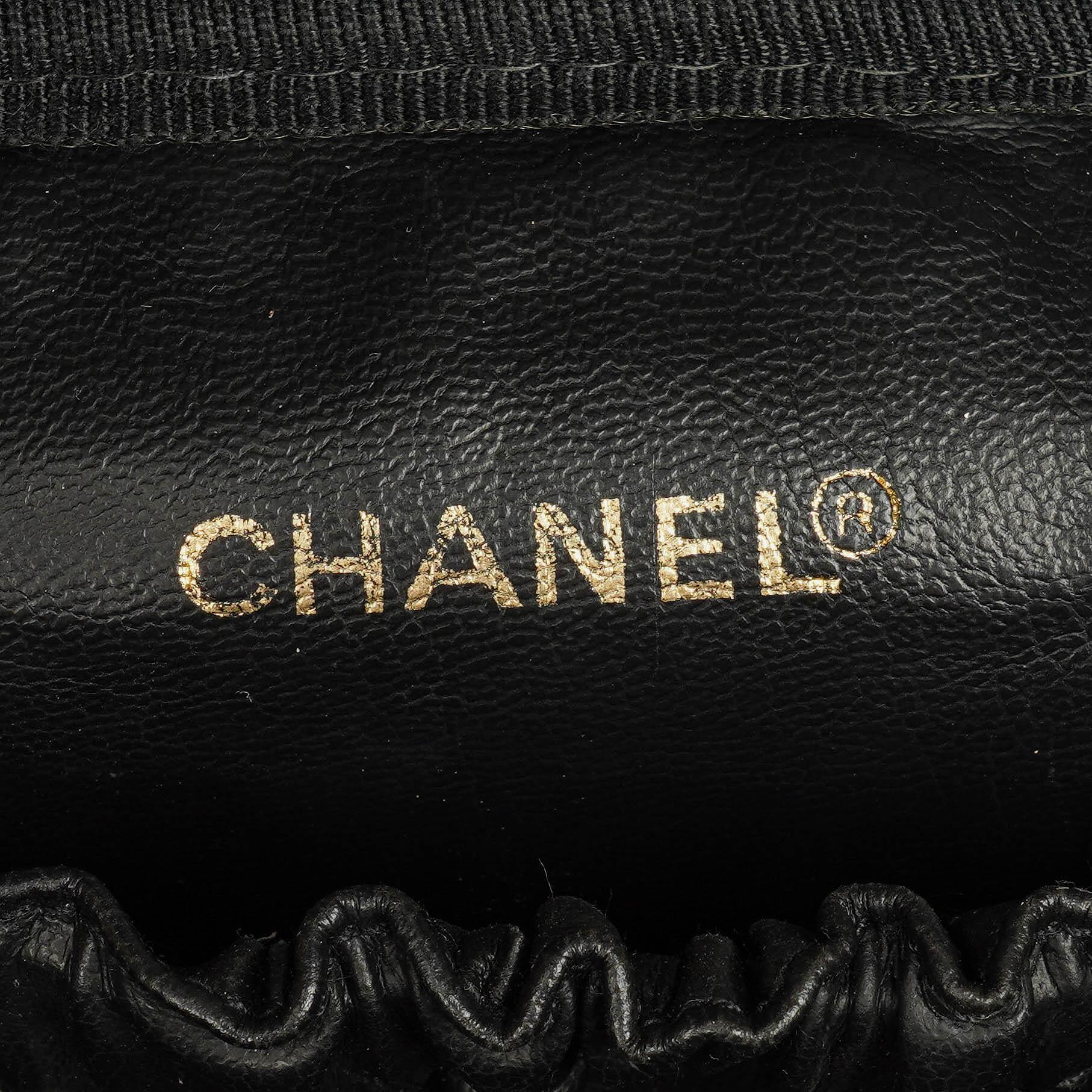 Chanel Vanity Case aus schwarzem Leder
