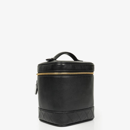 Chanel Vanity Case aus schwarzem Leder