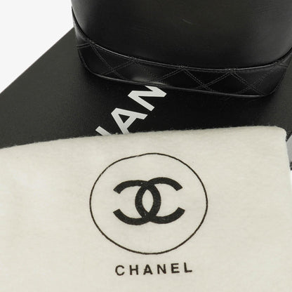 Chanel Vanity Case aus schwarzem Leder
