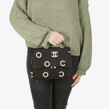 Chanel Coco ID Kettentasche aus schwarzem gestepptem Canvas