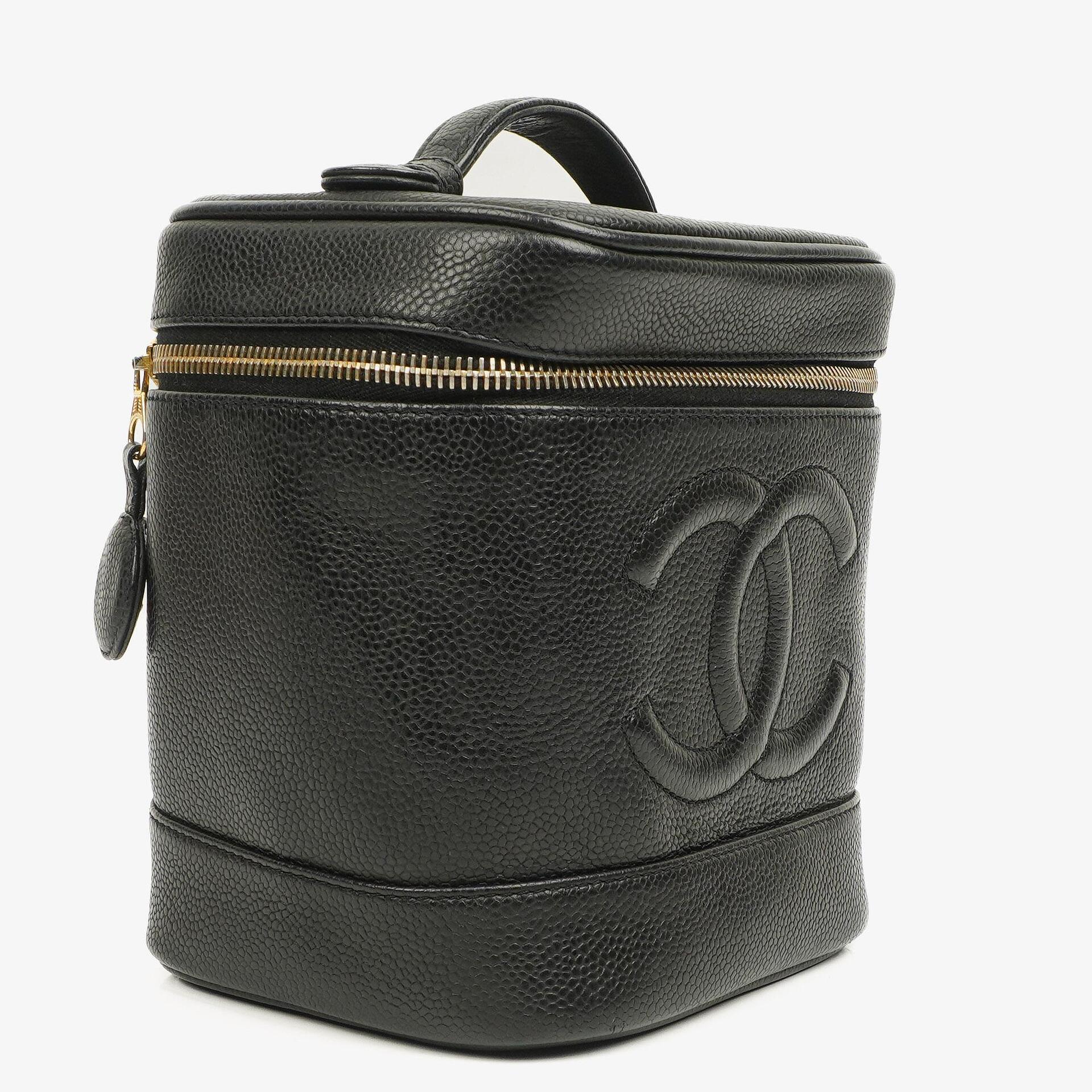 Chanel Vanity Case aus schwarzem gestepptem Kaviarleder
