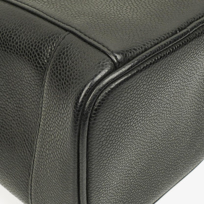 Chanel Vanity Case aus schwarzem gestepptem Kaviarleder