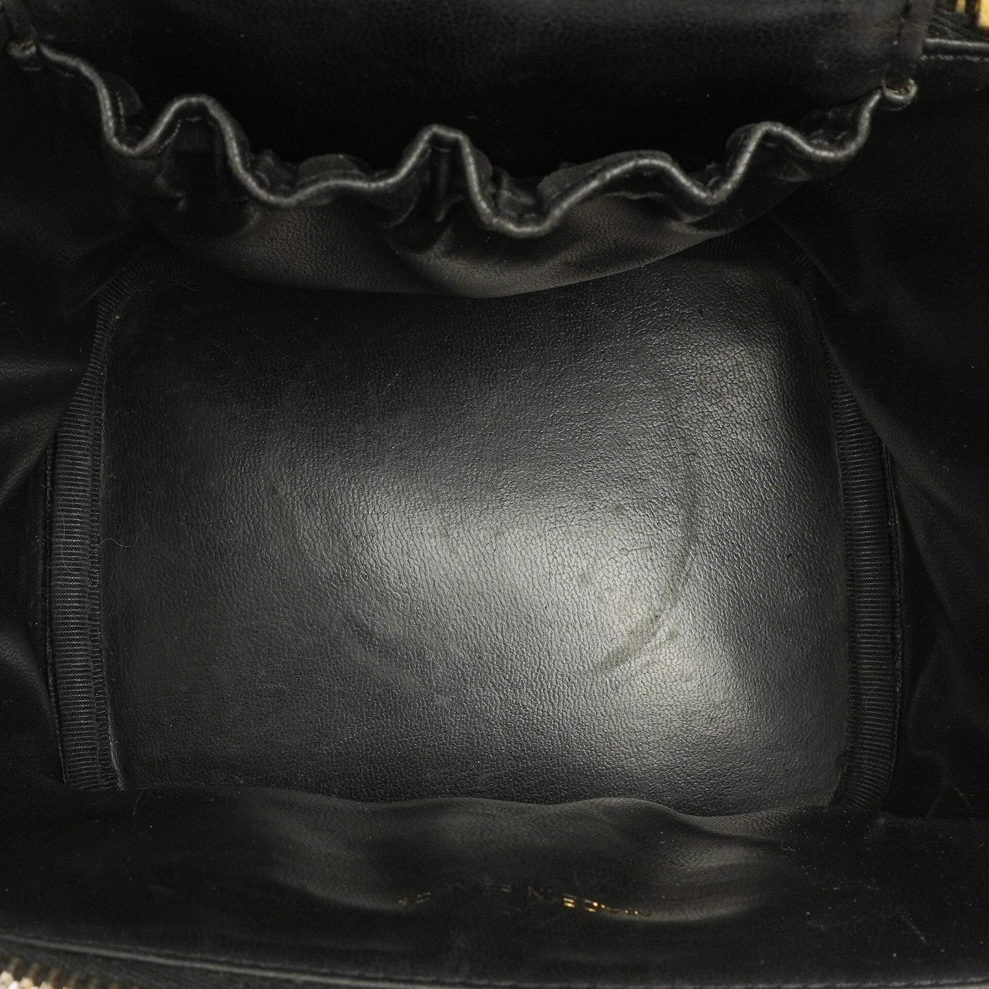 Chanel Vanity Case aus schwarzem gestepptem Kaviarleder