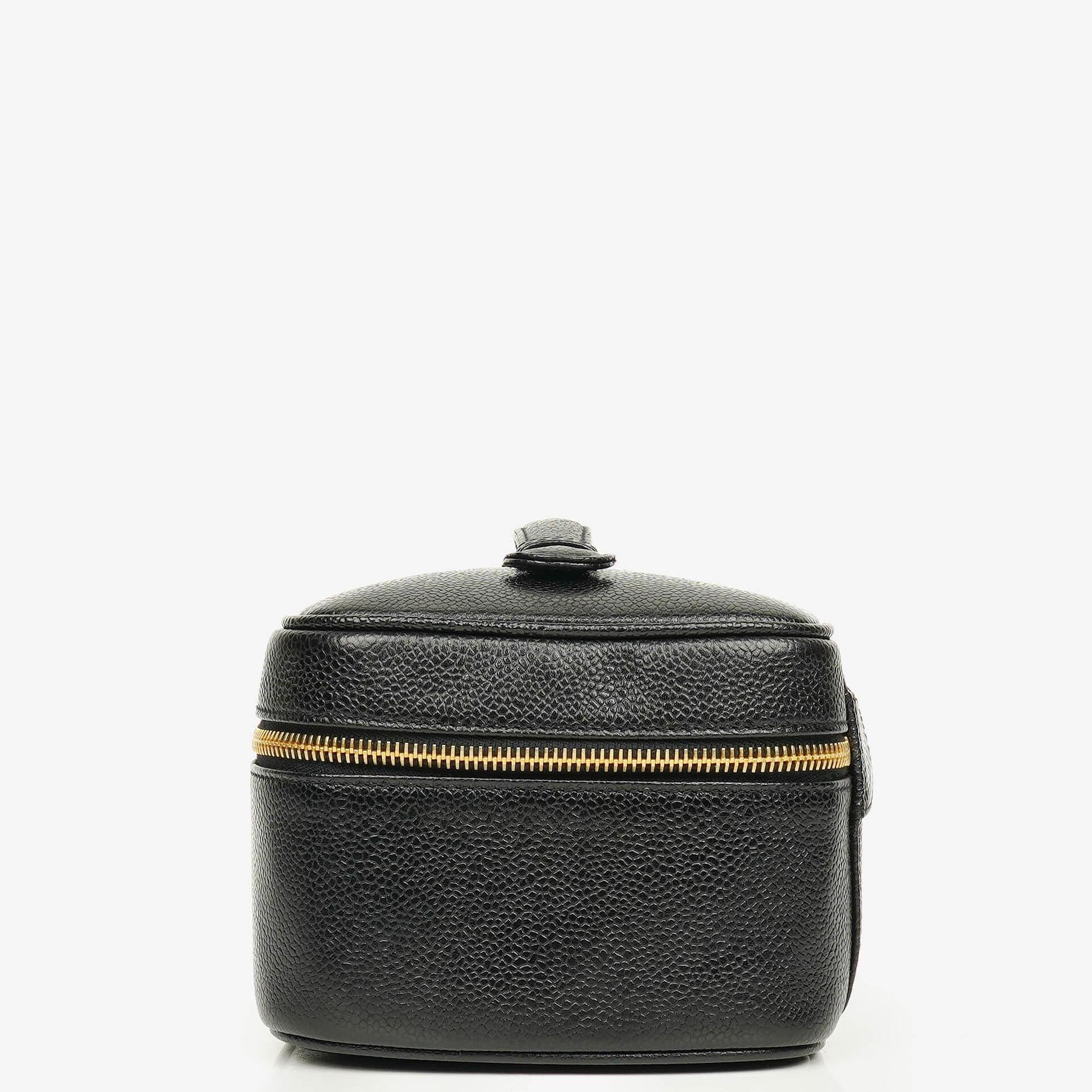 Chanel Vanity Case aus schwarzem gestepptem Kaviarleder